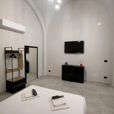 Suite169 La Grotta & S P A * Бари