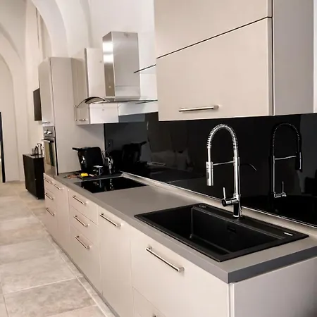 Apartment Suite169 La Grotta & S P A *